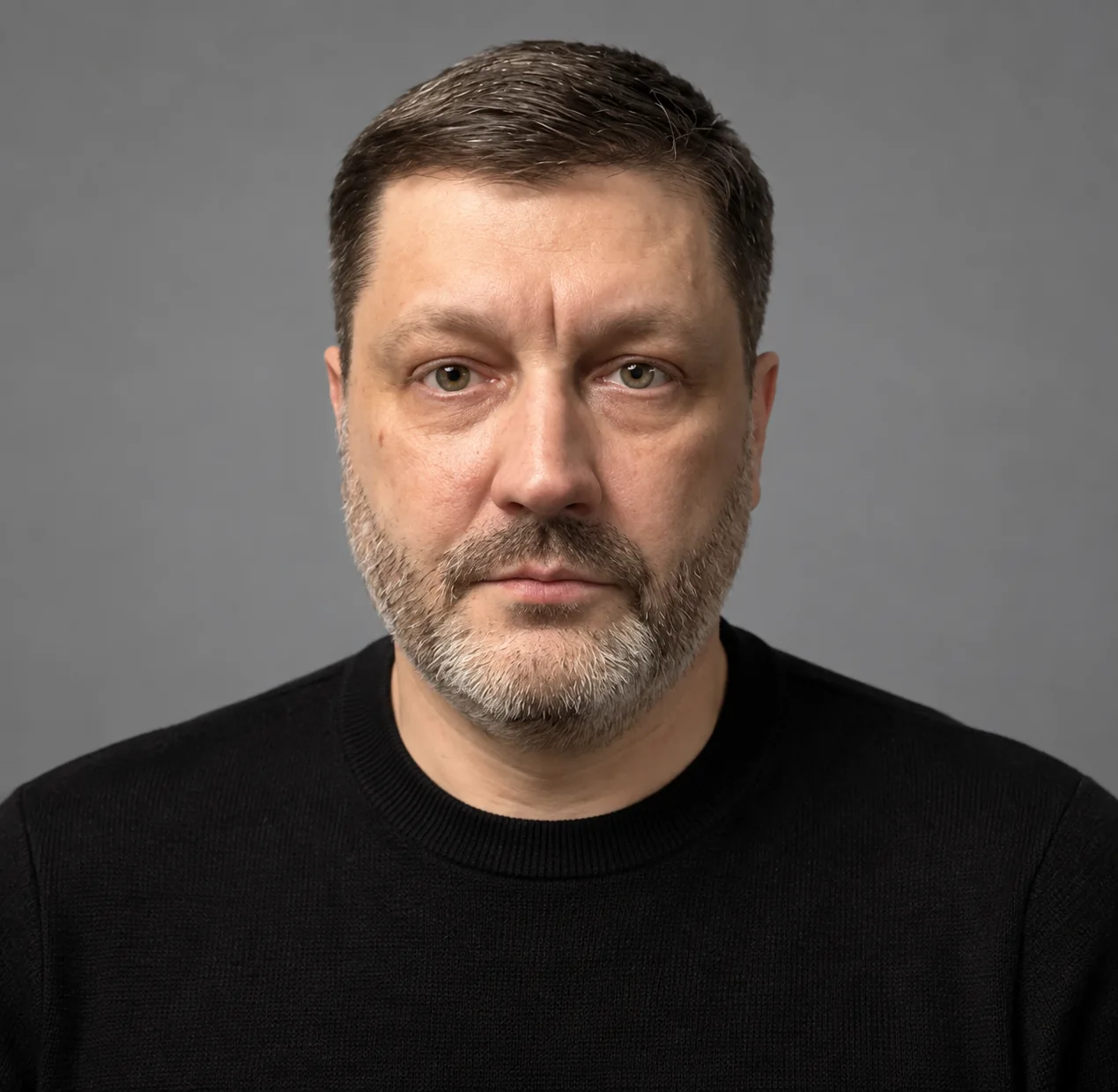 Олег, специалист по работе с корпоративными клиентами